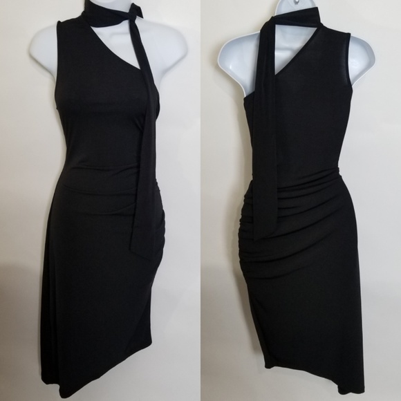 Asymmetrical Bodycon Dress - Picture 3 of 5